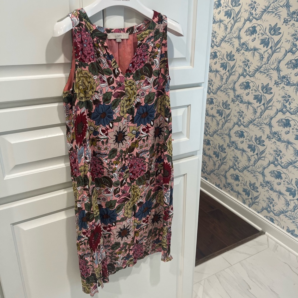 LOFT FLORAL MINI DRESS